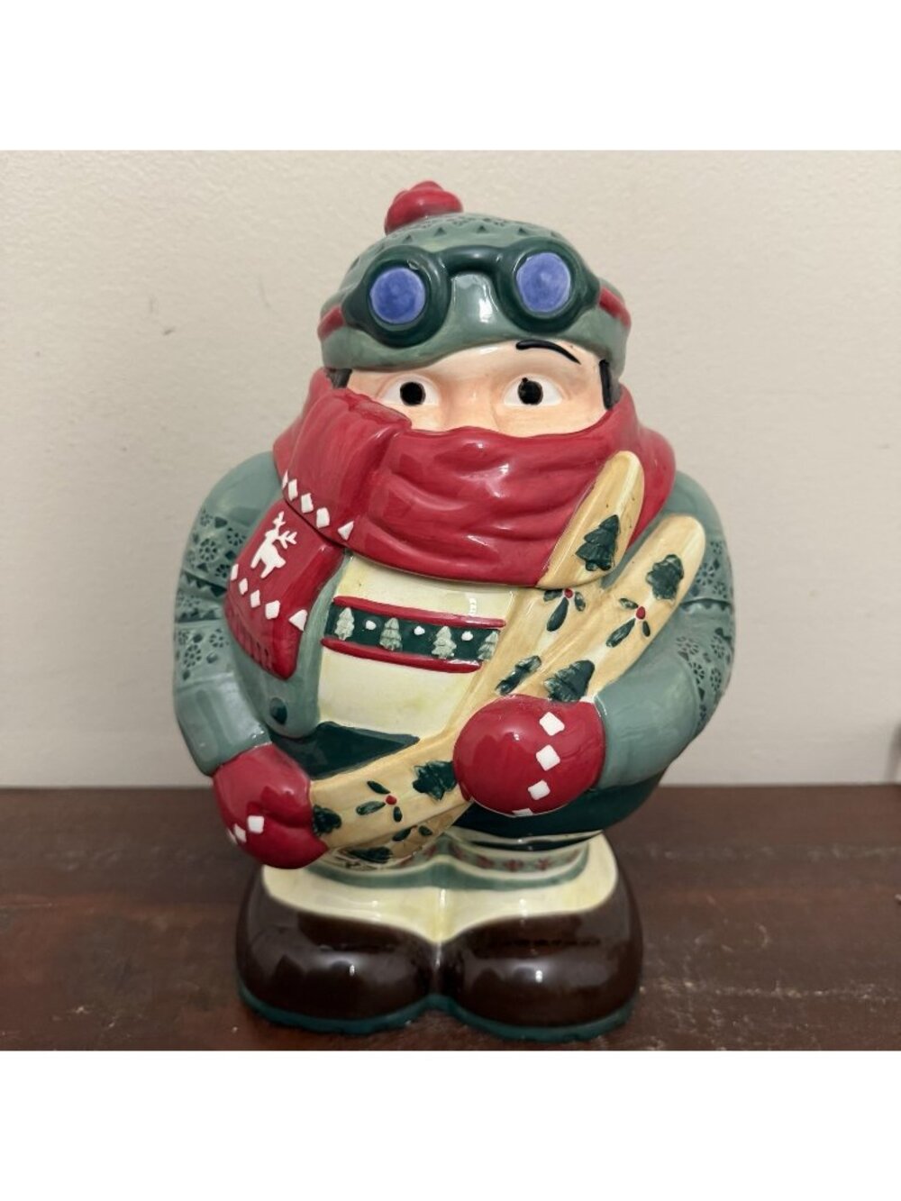 Target 2003 Ceramic Skier Cookie Jar Cabin Lodge Rustic Christmas Winter Decor